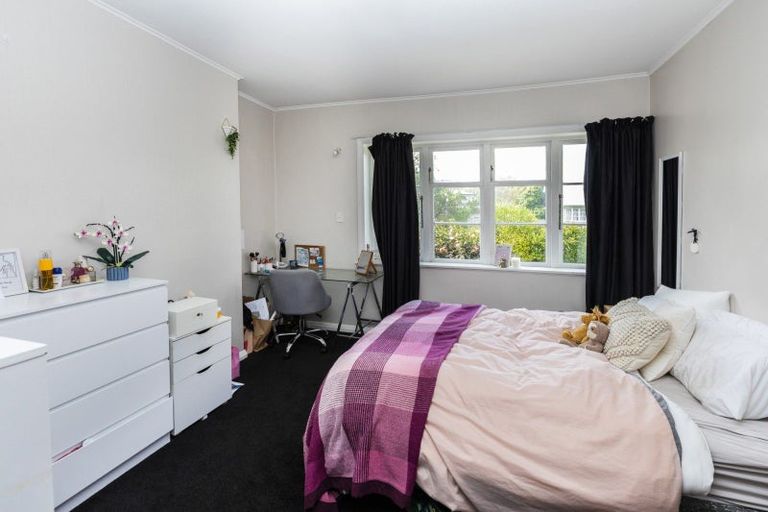 Photo of property in 17 Paeroa Street, Riccarton, Christchurch, 8041