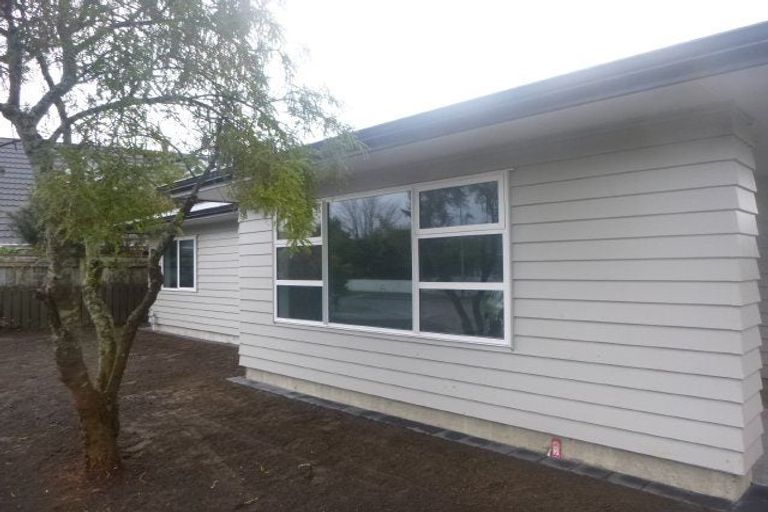 Photo of property in 8a Arthur Grove, Waikanae, 5036