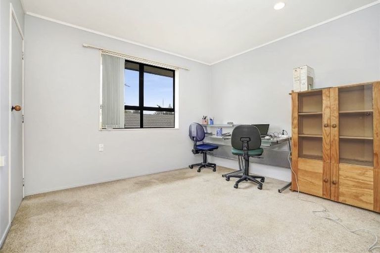 Photo of property in 2 Vista Terrace, Hillcrest, Hamilton, 3216
