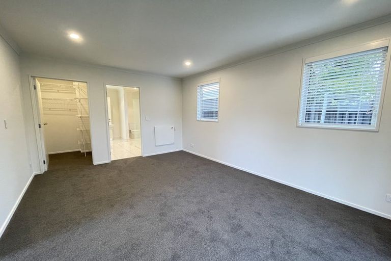 Photo of property in 37 Cousins Street, Woodend, 7691