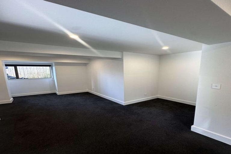 Photo of property in 1/25 Cron Avenue, Te Atatu South, Auckland, 0610