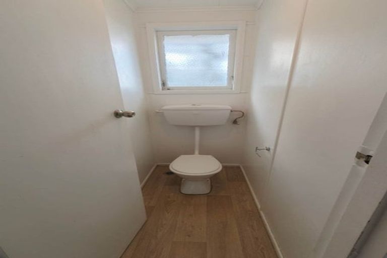 Photo of property in 9 Von Sturmer Street, Mangere East, Auckland, 2024