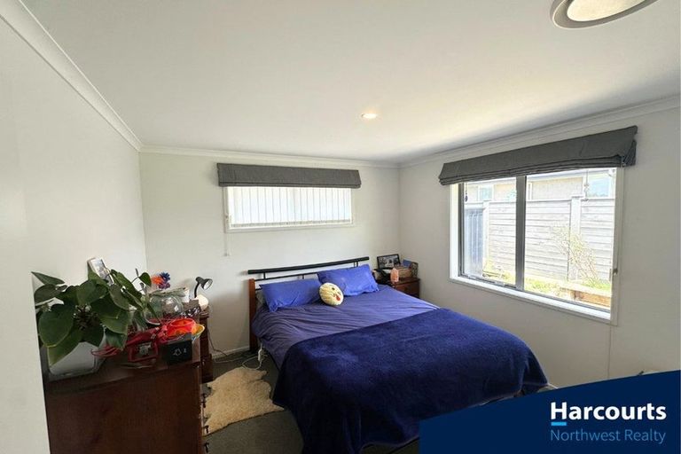 Photo of property in 6 Walnut Road, Riverhead, 0820