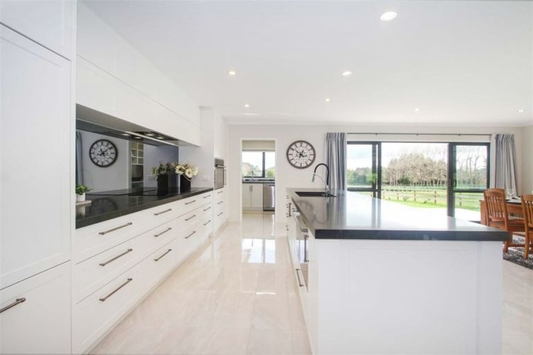 Photo of property in 202l Ingram Road, Bombay, Drury, 2579