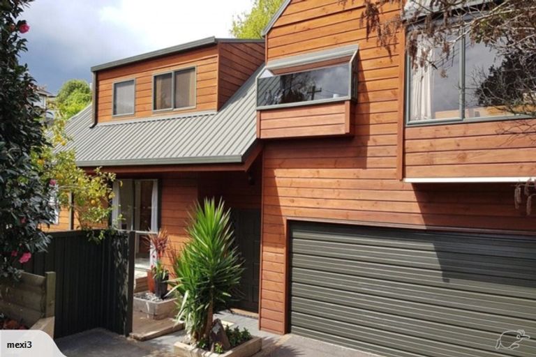 Photo of property in 62 Grand Vue Road, Kawaha Point, Rotorua, 3010