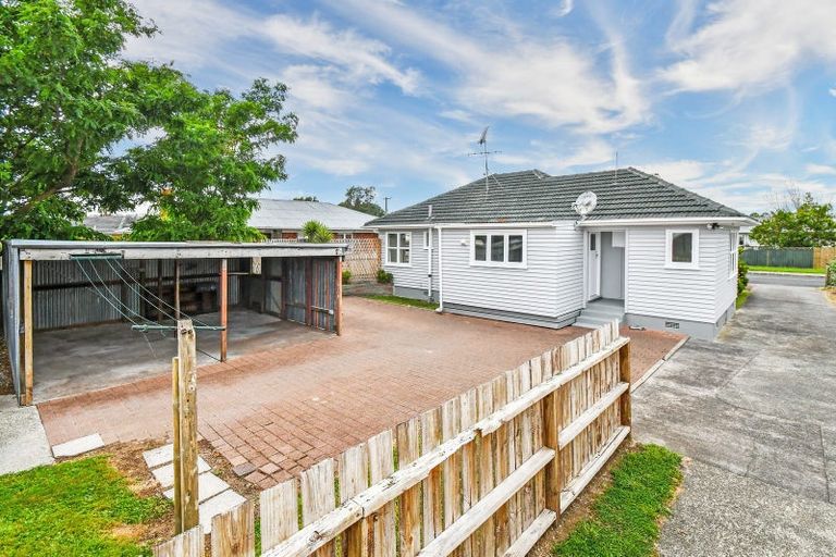 Photo of property in 1/45 Sutton Crescent, Papakura, 2110