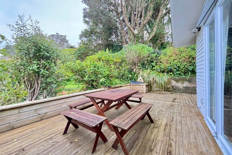 Photo of property in 18 Karachi Crescent, Khandallah, Wellington, 6035