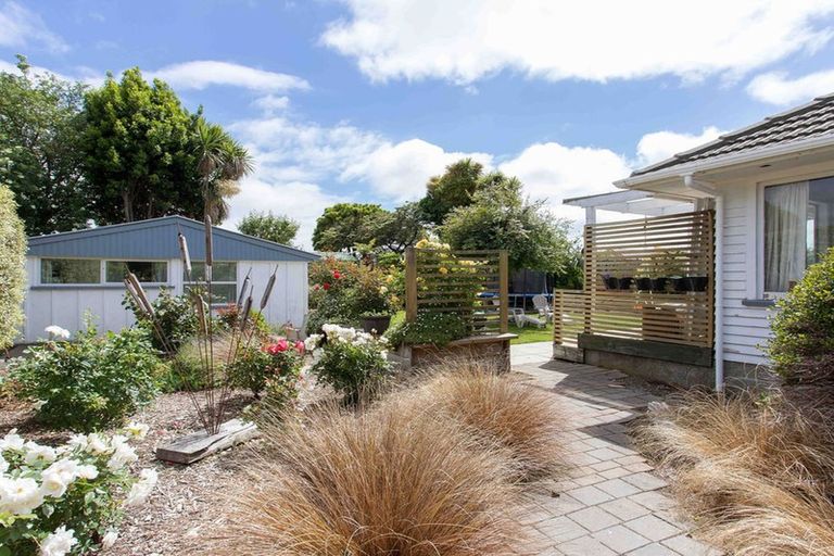Photo of property in 932a Avonside Drive, Avondale, Christchurch, 8061