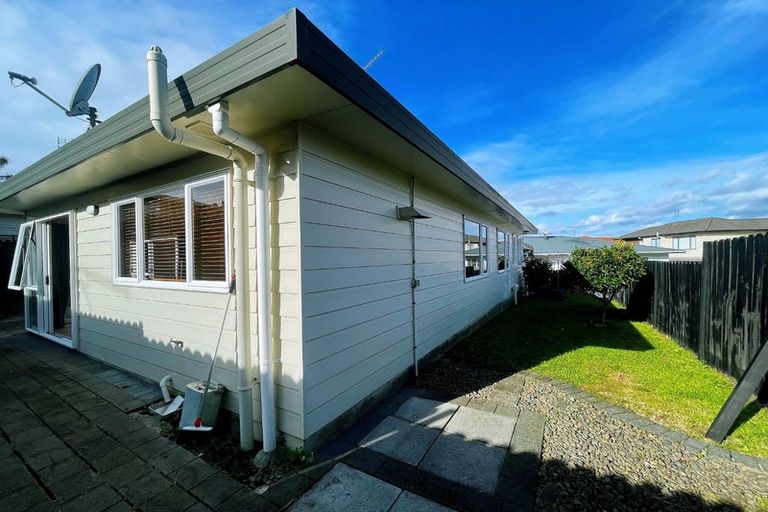 Photo of property in 3/73 Vincent Street, Howick, Auckland, 2014