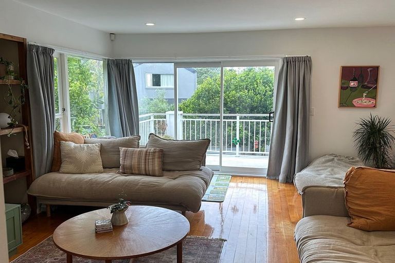 Photo of property in 20 Jutland Street, Mairangi Bay, Auckland, 0630