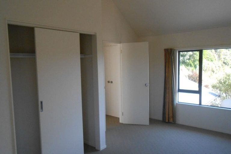 Photo of property in 6b Atamira Close, Churton Park, Wellington, 6037