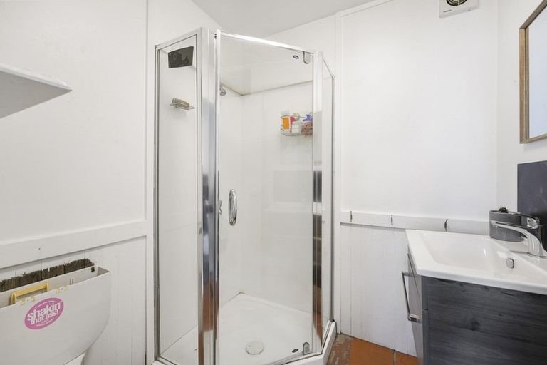 Photo of property in 18 Dart Place, Fernhill, Queenstown, 9300