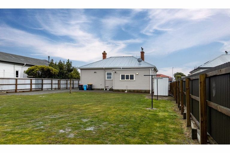 Photo of property in 14 Raymond Street, West End, Timaru, 7910