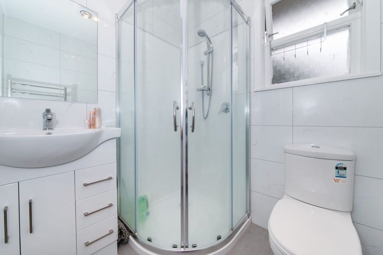 Photo of property in 13 Wycherley Drive, Bucklands Beach, Auckland, 2014