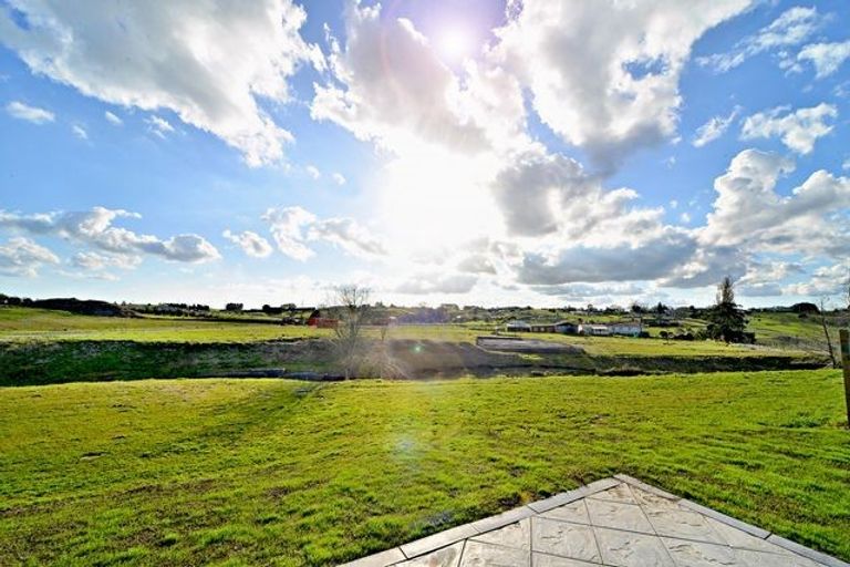 Photo of property in 14a Bragato Way, Te Kauwhata, 3710