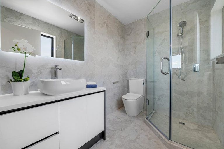 Photo of property in 60 Elevation Street, Flat Bush, Auckland, 2019