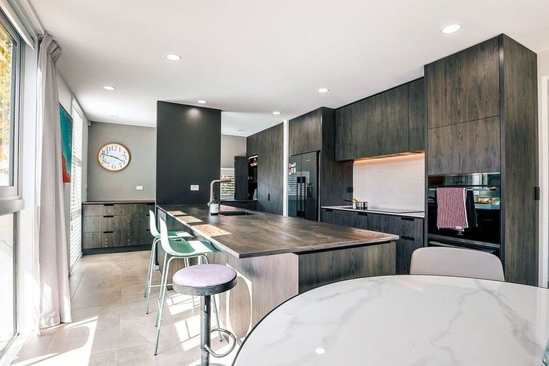 Photo of property in 76a Glandovey Road, Fendalton, Christchurch, 8052