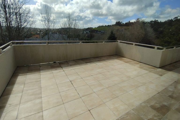 Photo of property in 71 Point View Drive, East Tamaki Heights, Auckland, 2016