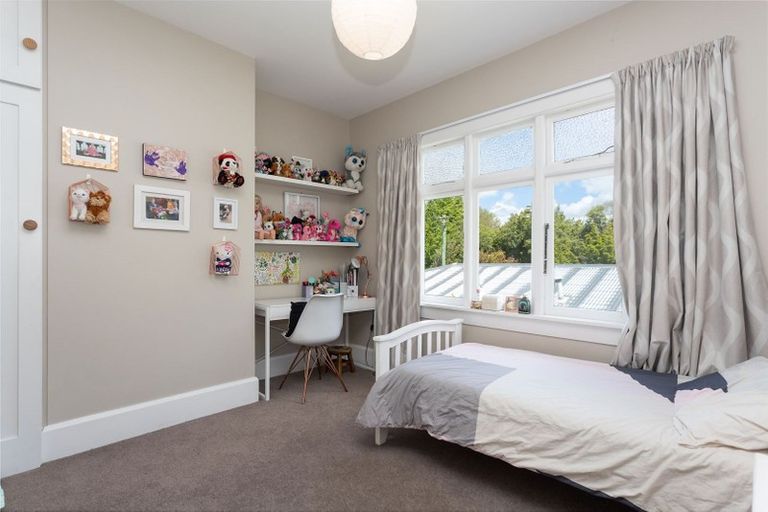 Photo of property in 16 Elmwood Road, Strowan, Christchurch, 8052