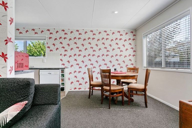 Photo of property in 122 Scott Street, Leamington, Cambridge, 3432