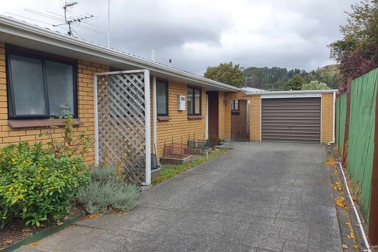 Photo of property in 9a Seddon Street, Wallaceville, Upper Hutt, 5018