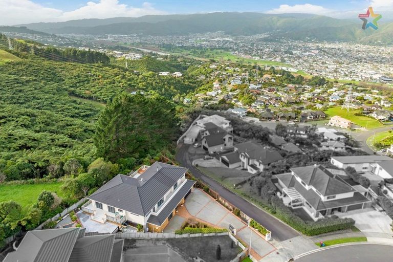 Photo of property in 44 Arahiwi Grove, Tirohanga, Lower Hutt, 5010
