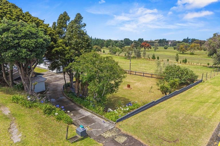 Photo of property in 33 Burns Street, Tawhero, Whanganui, 4501