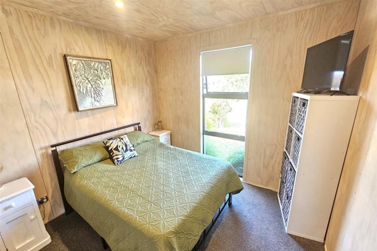 Photo of property in 108 Kelly Jade Avenue, Matarangi, Whitianga, 3592