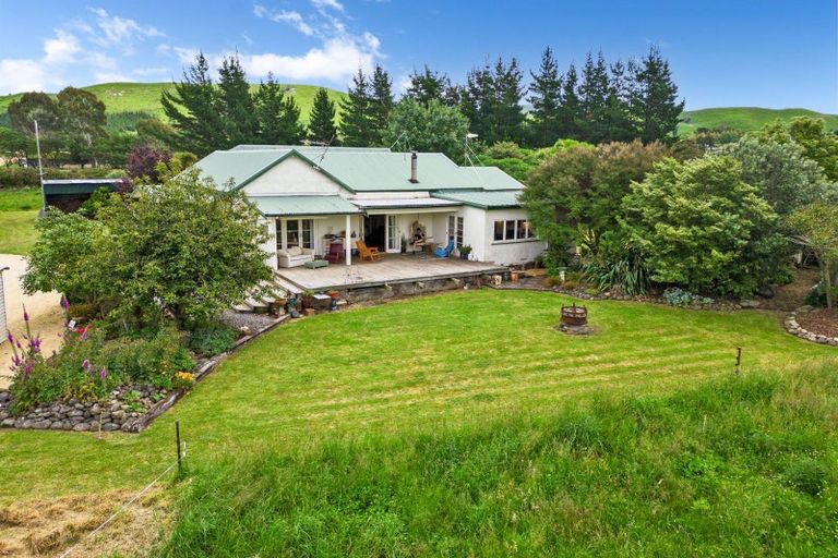 Photo of property in 56 Parkers Road, West Taratahi, Carterton, 5791