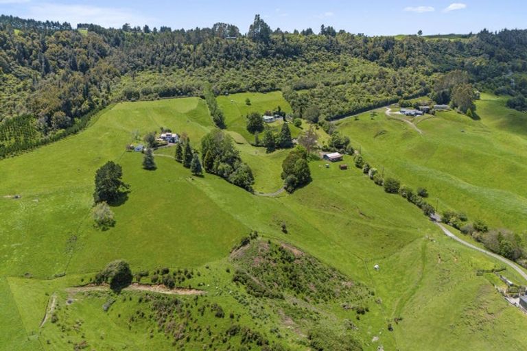 Photo of property in 87 Te Waerenga Road, Hamurana, 3096