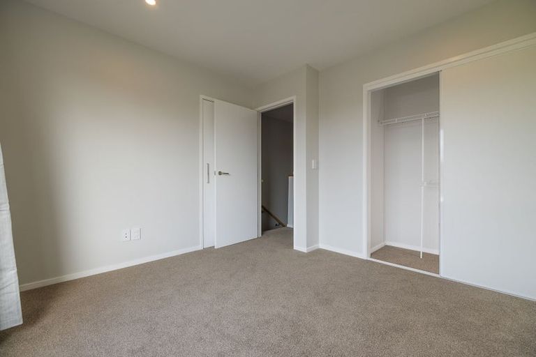 Photo of property in 2/17 Parson Lane, Papatoetoe, Auckland, 2025