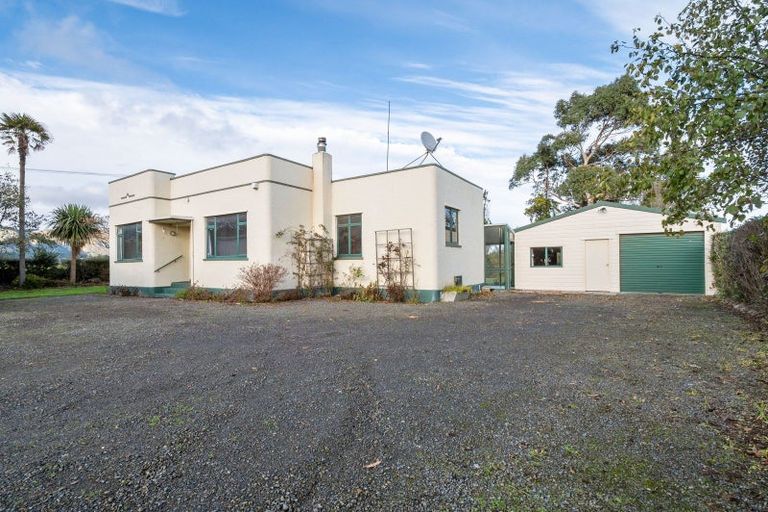 Photo of property in 63 Ashlea Road, Tokomaru, Palmerston North, 4474