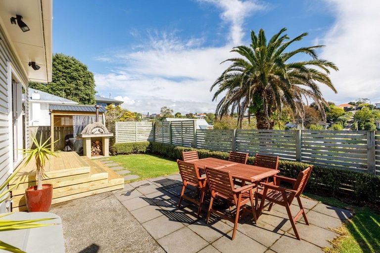 Photo of property in 33a Lorna Street, Lynmouth, New Plymouth, 4310