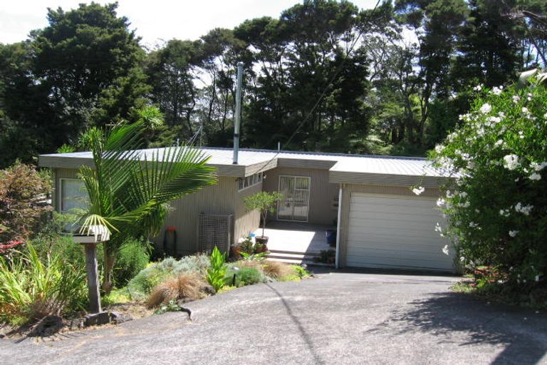 Photo of property in 32 Inglis Street, Birkenhead, Auckland, 0626