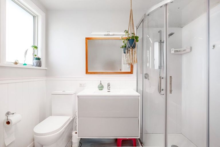 Photo of property in 50 Dimock Street, Titahi Bay, Porirua, 5022