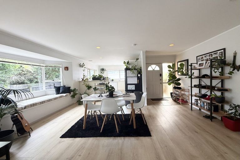 Photo of property in 3/89 Nile Road, Milford, Auckland, 0620