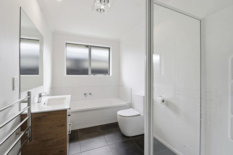 Photo of property in 86 Hills View Drive, Papamoa, 3118