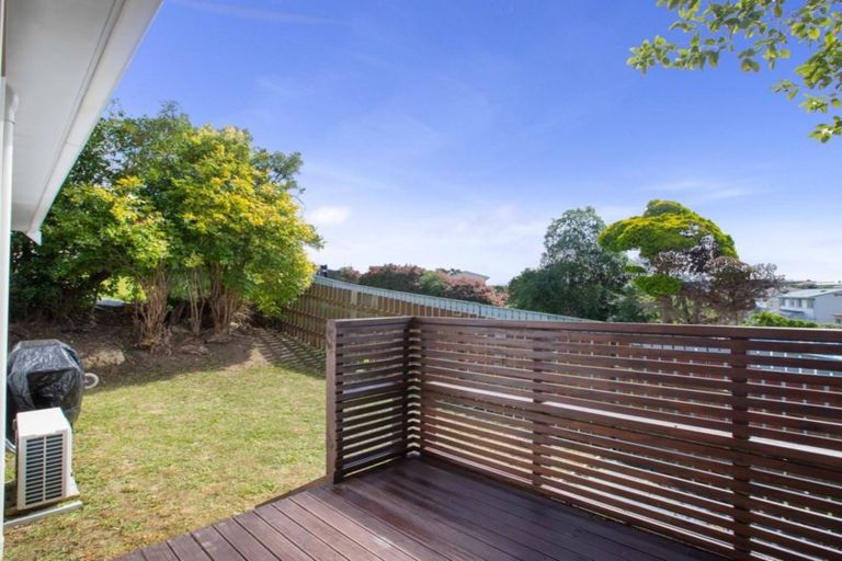 Photo of property in 20a Levant Street, Cannons Creek, Porirua, 5024