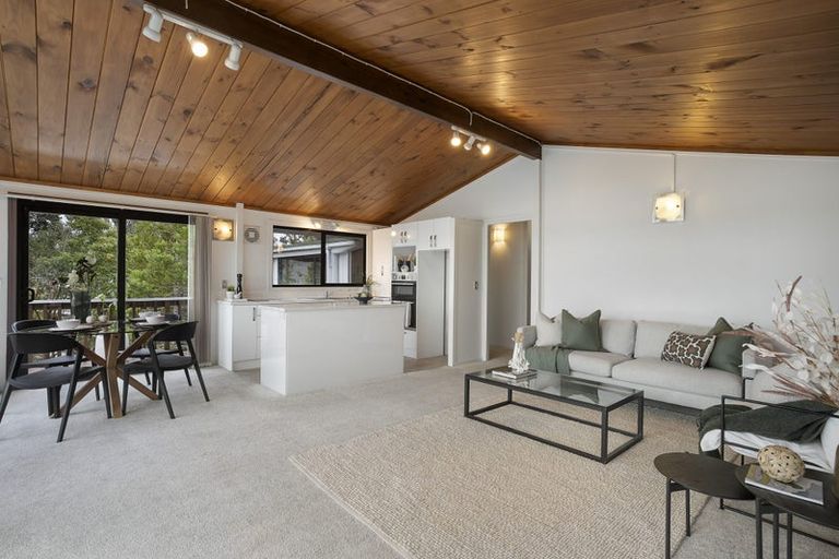 Photo of property in 42 Brigantine Drive, Beach Haven, Auckland, 0626