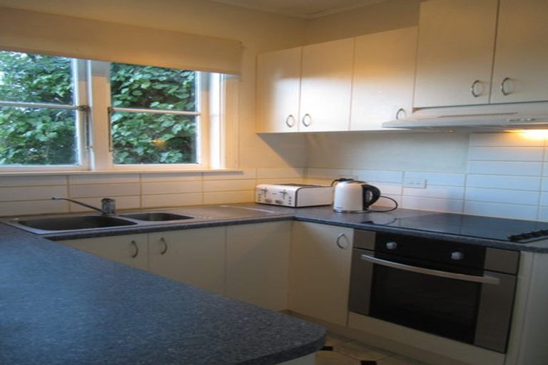 Photo of property in 49 Ponsonby Road, Karori, Wellington, 6012