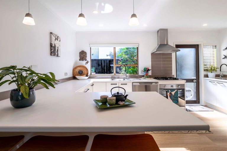 Photo of property in 2b The Circle, Manly, Whangaparaoa, 0930