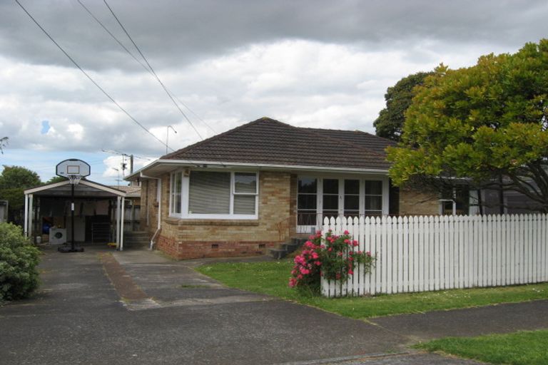 Photo of property in 2/21 Scott Avenue, Mangere Bridge, Auckland, 2022