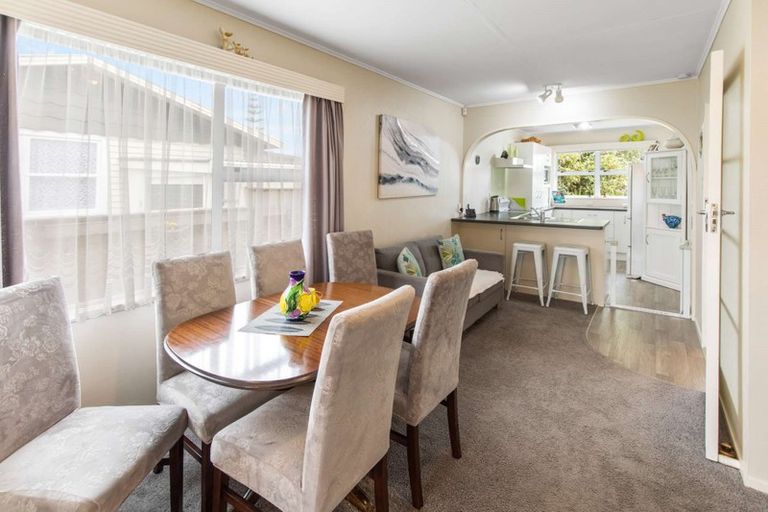 Photo of property in 45 Sutherland Crescent, Westbrook, Palmerston North, 4412