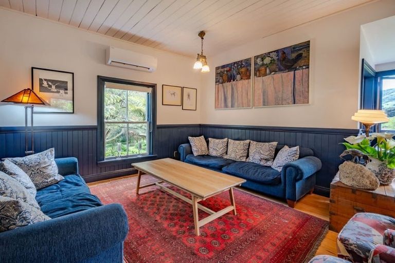 Photo of property in 592 Le Bons Bay Road, Le Bons Bay, Akaroa, 7583