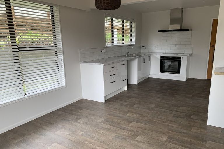 Photo of property in 16b Awatea Avenue, Paraparaumu, 5032