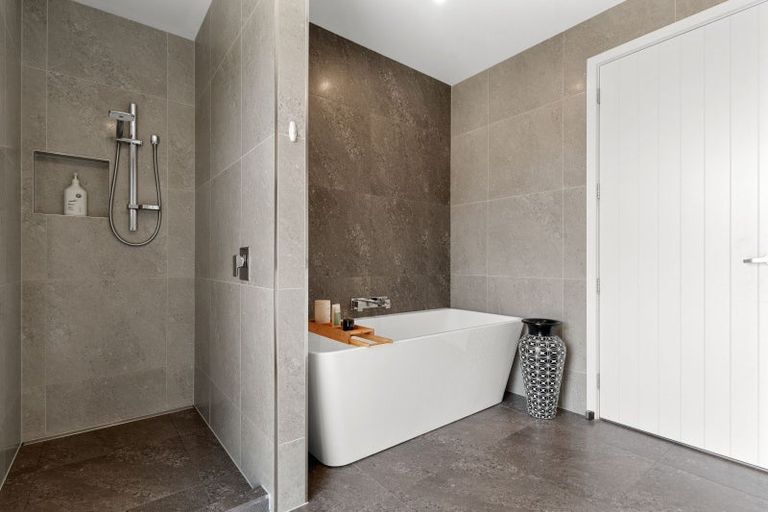 Photo of property in 46d Cromarty Drive, Martinborough, Carterton, 5784