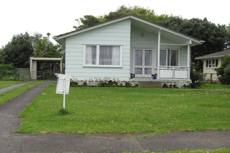 Photo of property in 9 Watchfield Close, Mangere, Auckland, 2022
