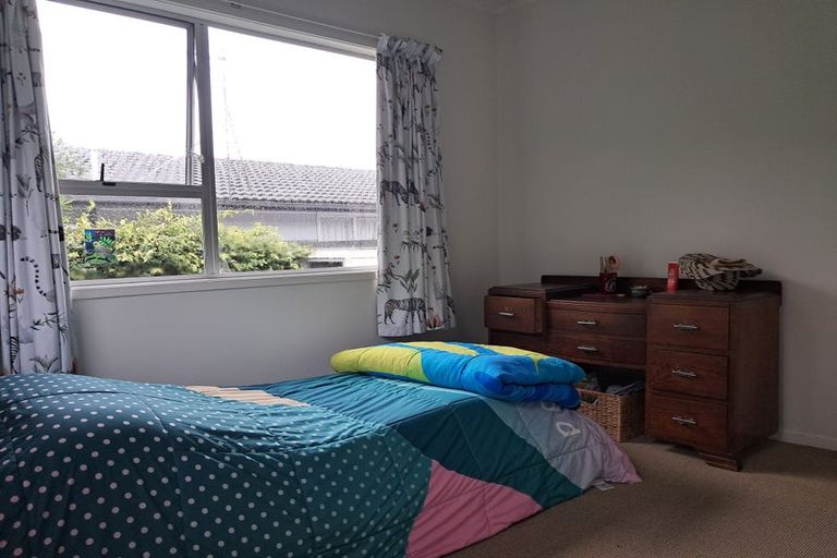 Photo of property in 1/84 Stredwick Drive, Torbay, Auckland, 0630