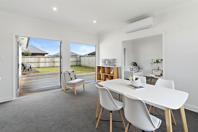 Photo of property in 61 Shadbolt Lane, Rolleston, 7614