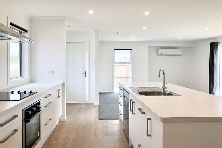 Photo of property in 19a Mckenzie Street, Levin, 5510